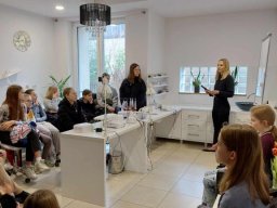 b_1024_768_0_00_images_2023_2024_Bujak_Kosmetolog_433726065_875173327743950_4698734745735148267_n